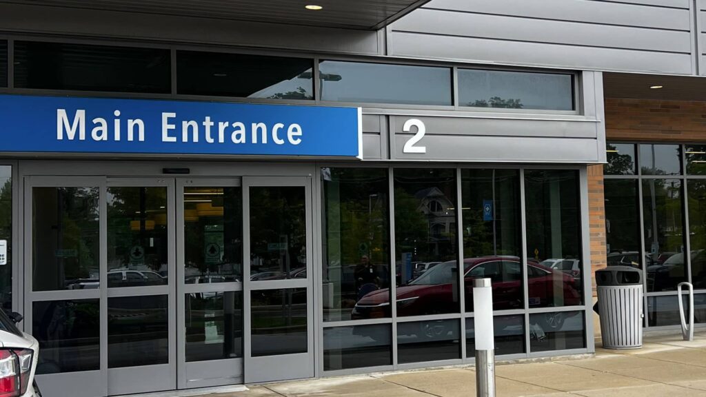 Main entrance to the hospital